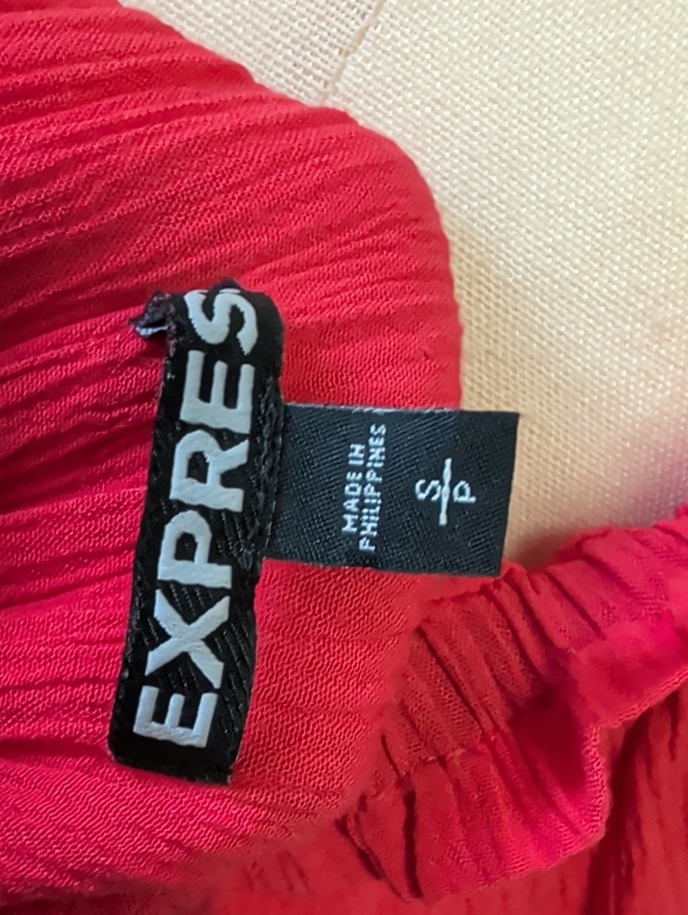 Express Red Ruffle Versatile Off Shoulder Tie Front Top Size Small - Picture 5 of 5